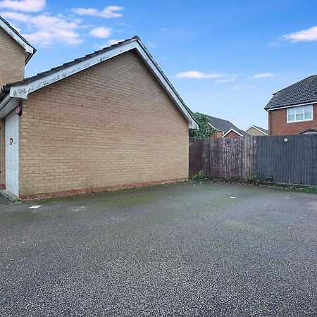 Comfortable Stylish Townhouse In Ashford Sleeps 5 Netflix 2 Parking Spaces Perfect For Contractors And Families Exteriér fotografie